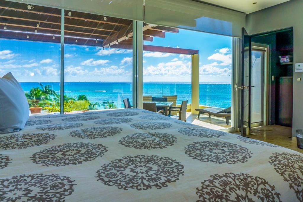 The Elements Oceanfront & Beachside 4*