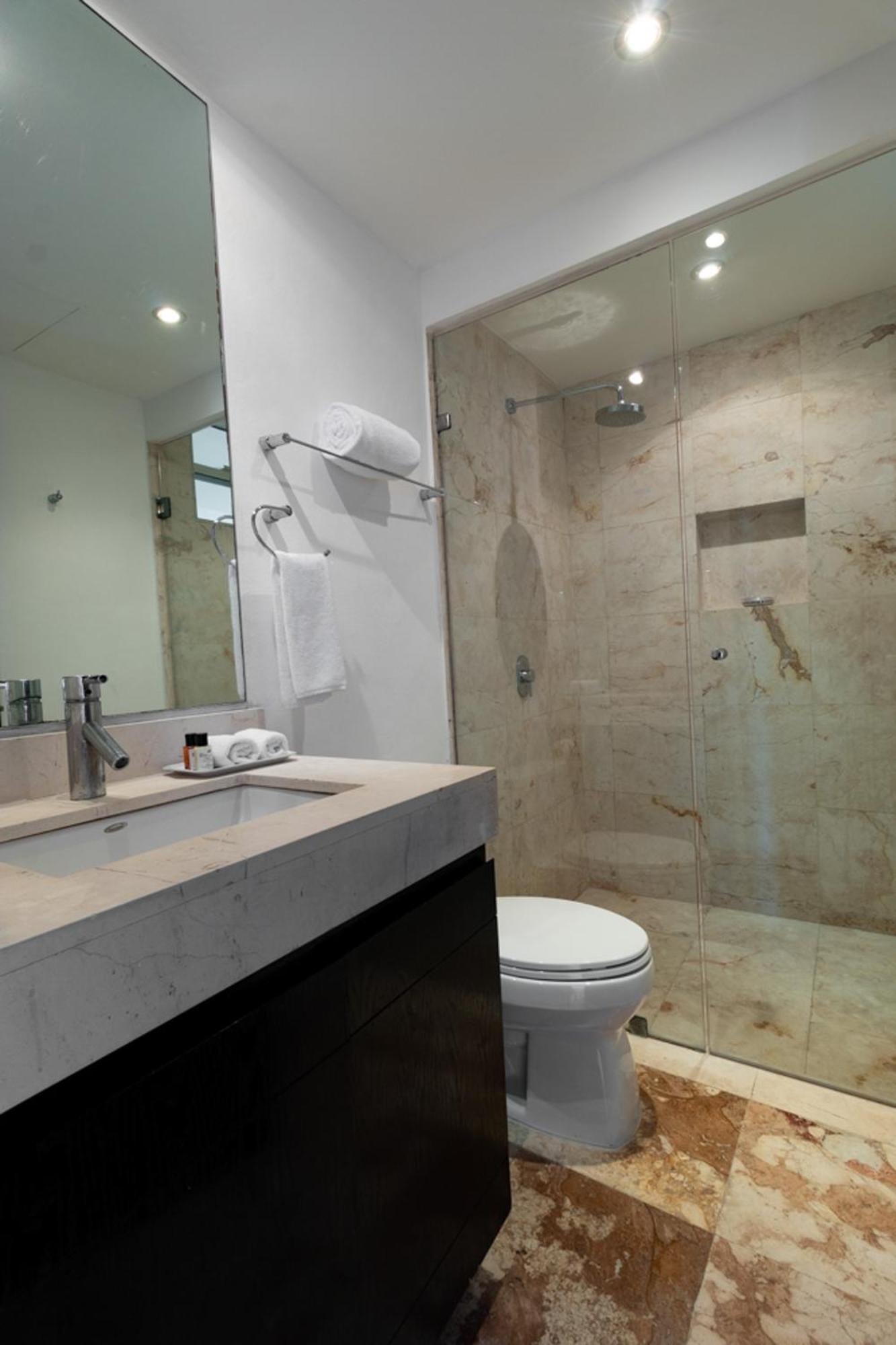 The Elements Oceanfront & Beachside Apartahotel 4*