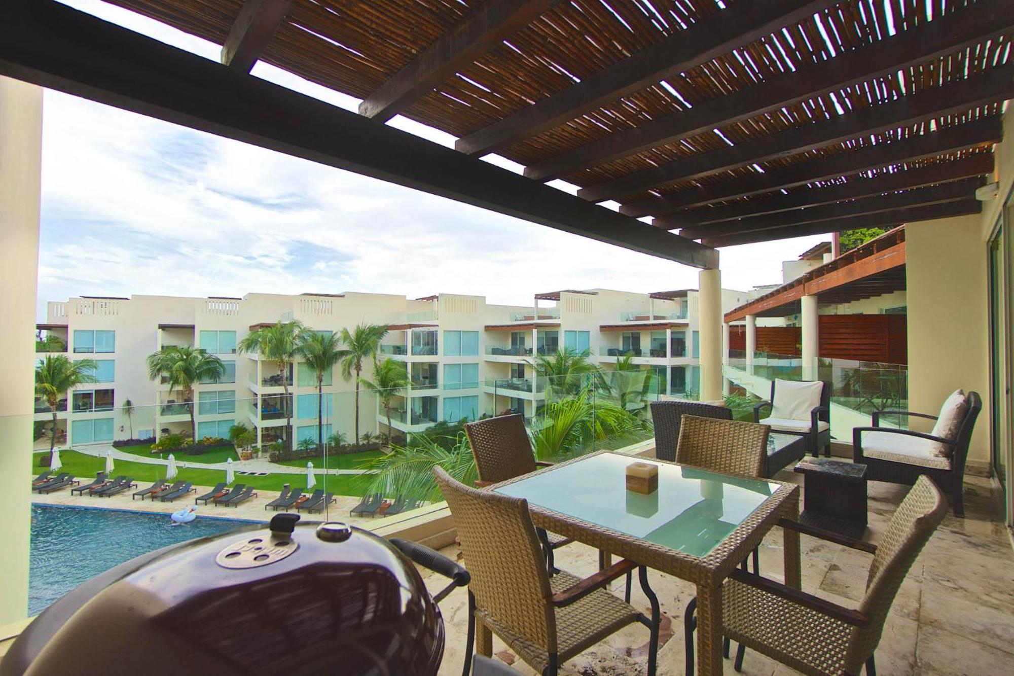 The Elements Oceanfront & Beachside 4* Playa del Carmen