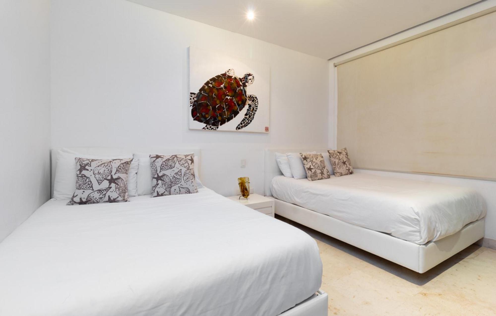 Apartahotel The Elements Oceanfront & Beachside 4*
