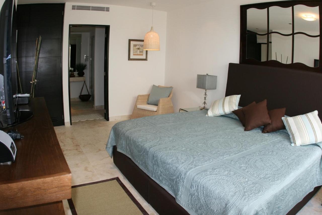 Apartahotel The Elements Oceanfront & Beachside Playa del Carmen